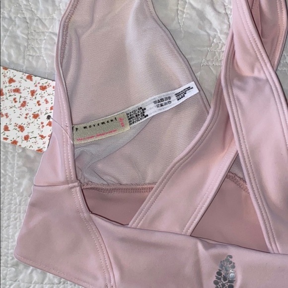 Free People Movement Gidget Sport Bra Size XS - Picture 4 of 4